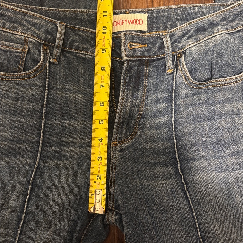 DRIFTWOOD Rosie Flare Women's Jeans 34L - Picture 6 of 10